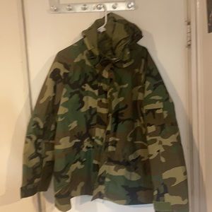 Large green camouflage jacket from the Air Force, authentic